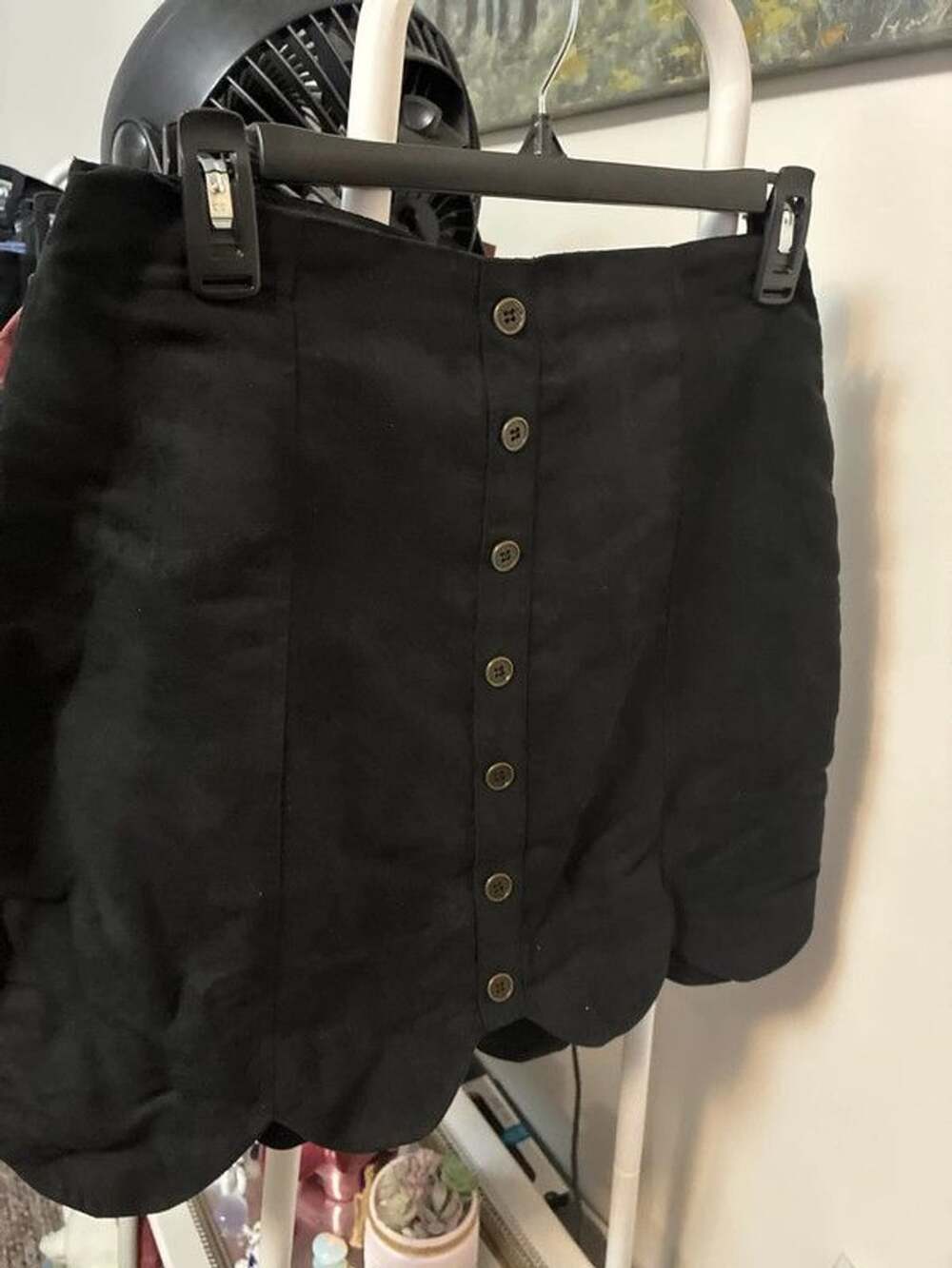 Women’s small love by design nwt black faux suede mini skirt